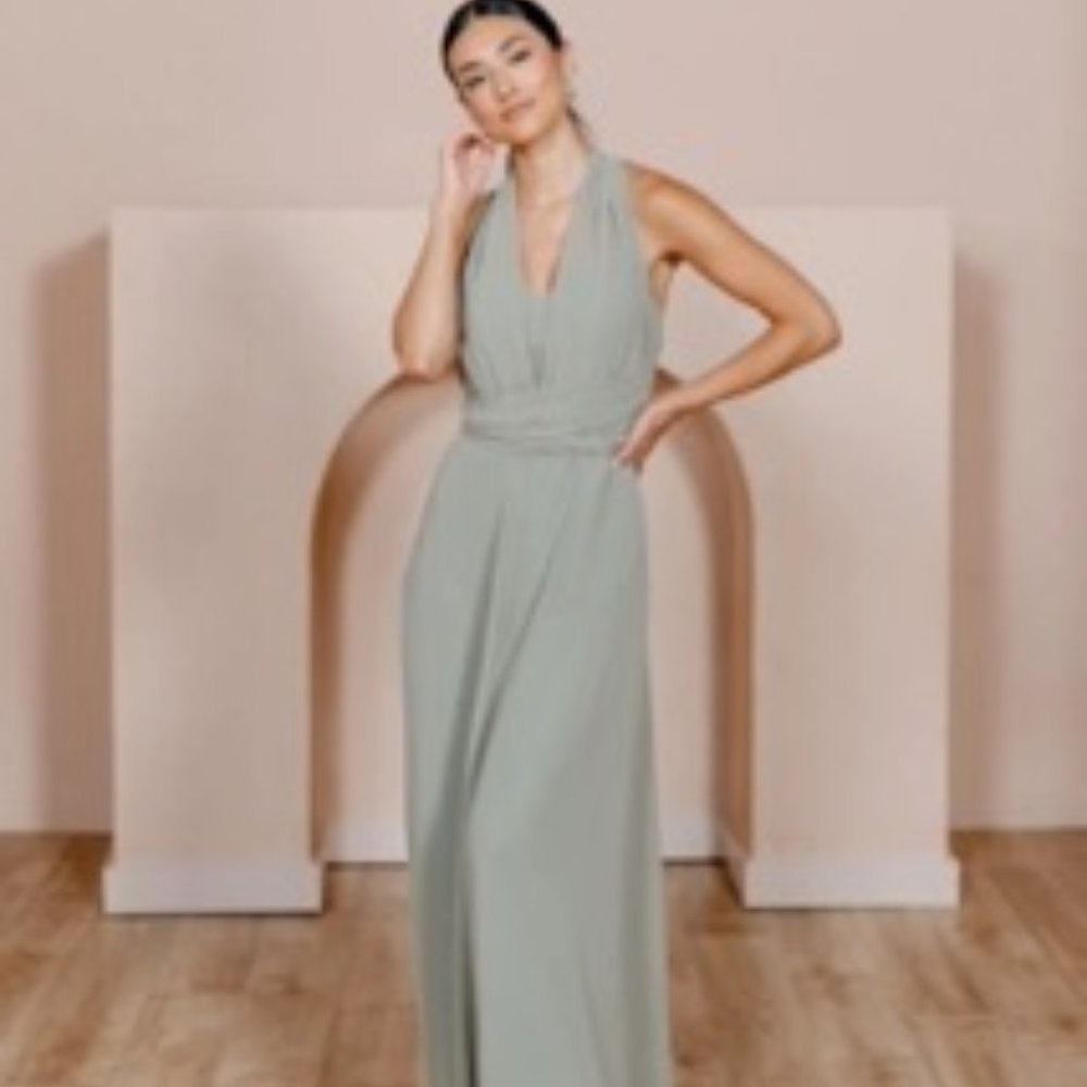 Revelry Eucalyptus Devan Convertible Chiffon (size 10)